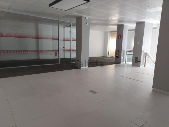 Local Comercial en venta en Cangas, O Morrazo
