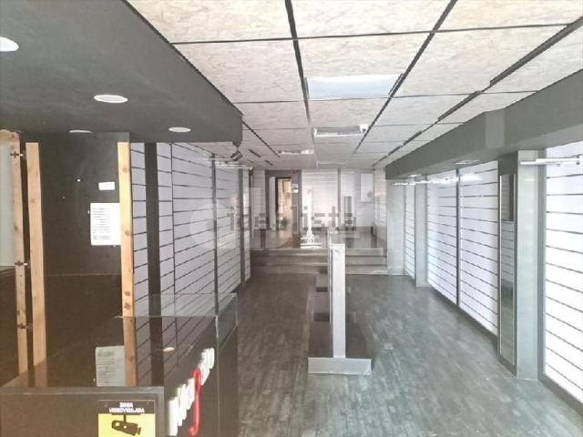 Local Comercial en venta en Cangas, O Morrazo