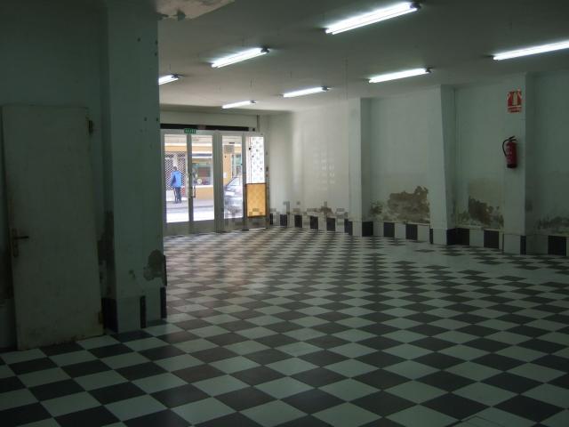 Local Comercial en venta en Cangas, O Morrazo