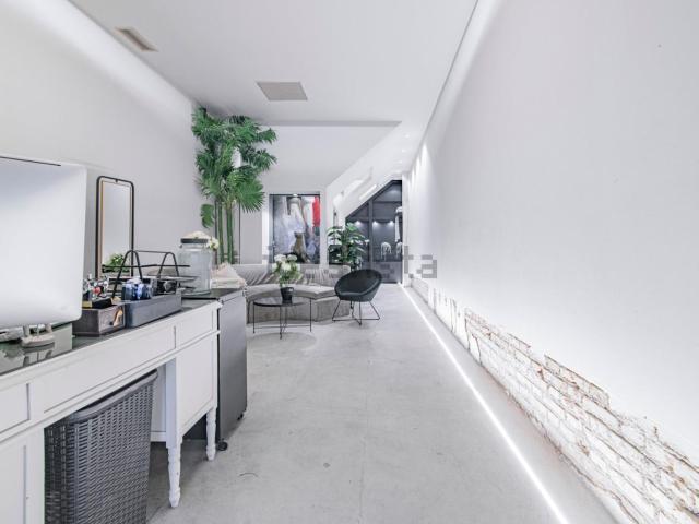 Local Comercial en venta en Centro, Comarca de la Vega de Granada