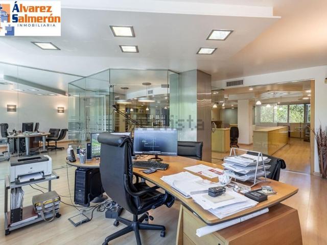 Local Comercial en venta en Centro, Comarca de la Vega de Granada