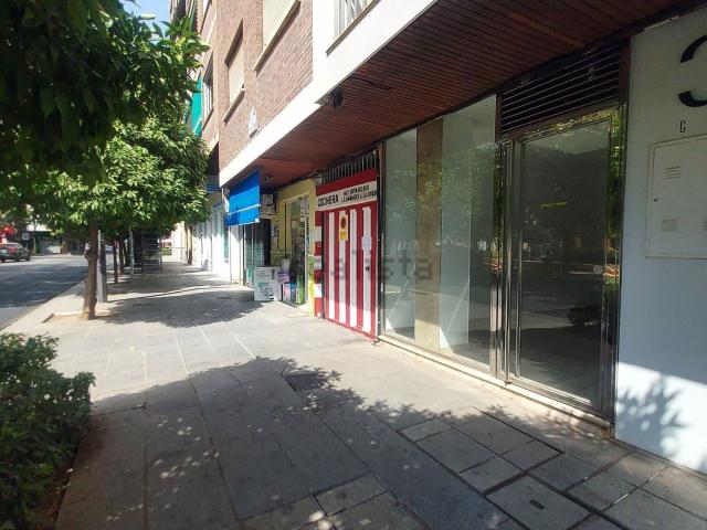 Local Comercial en alquiler en Centro, Comarca de la Vega de Granada