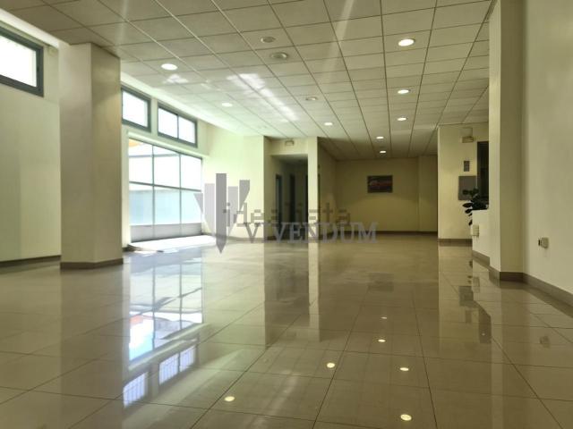 Local Comercial en venta en Lavadores, Vigo