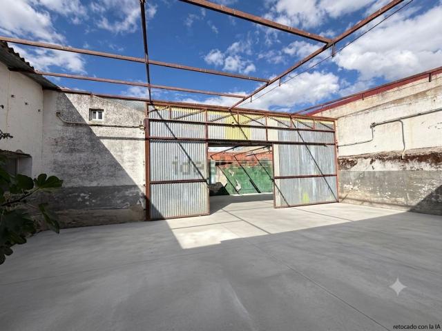 Local Comercial en venta en Casar De Cáceres, Extremadura