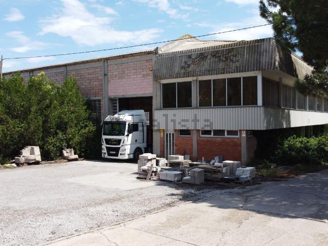 Nave en venta en Castellgalí
