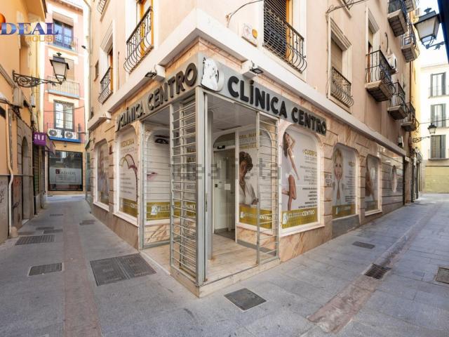 Local Comercial en venta en Granada, Centro - Sagrario Local Comercial en venta en Granada, Centro - Sagrario