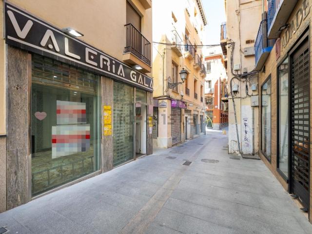 Local Comercial en venta en Granada, Centro - Sagrario