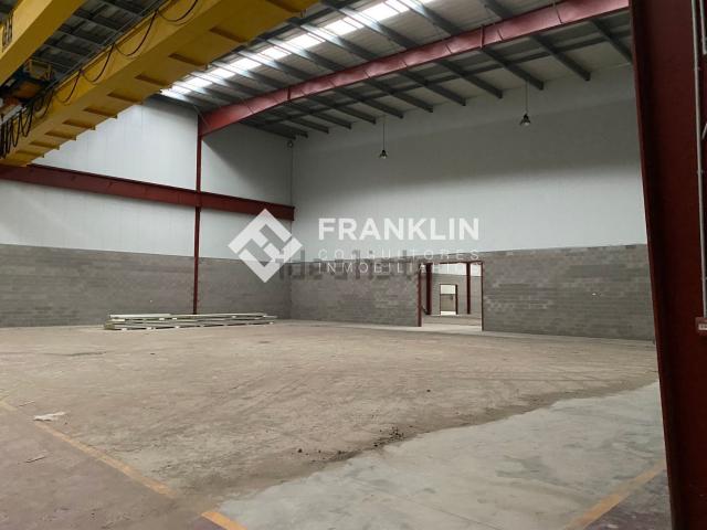 Nave en alquiler en Celrà, Girona