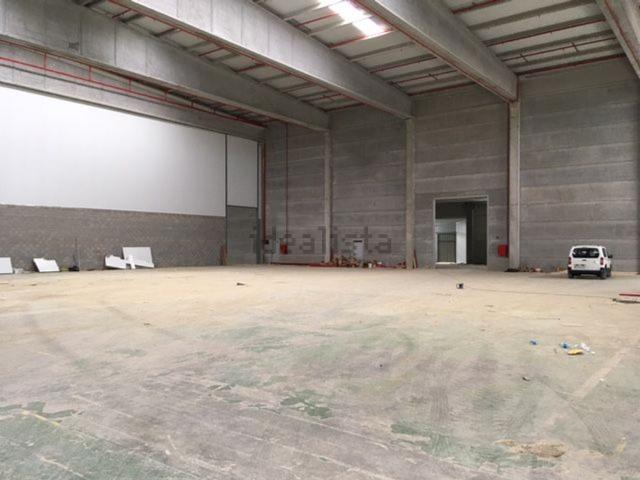 Nave en alquiler en Celrà