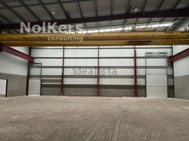 Nave en alquiler en Celrà, Girona