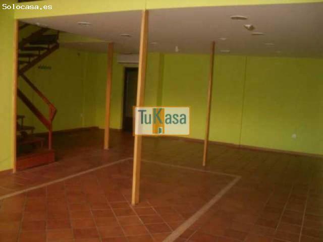 Local Comercial en alquiler en Reyes Huertas, Cáceres