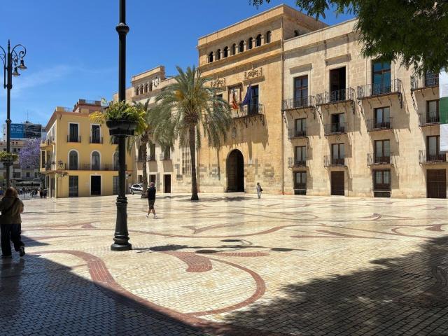 Local Comercial en alquiler en Centro, el Baix Vinalopó