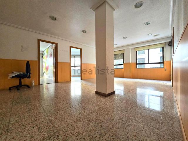 Local Comercial en alquiler en Centro, el Baix Vinalopó