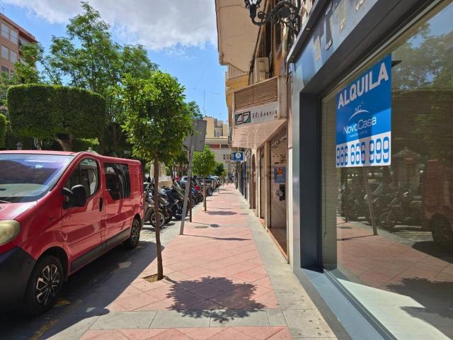 Local Comercial en alquiler en Centro, el Baix Vinalopó