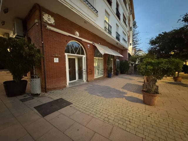 Local Comercial en venta en Barriada Islas Canarias, Costa del Sol Occidental