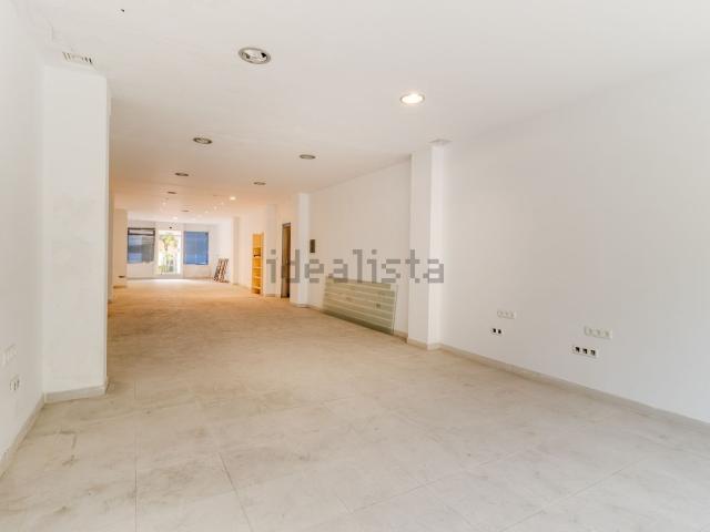 Local Comercial en alquiler en Barriada Islas Canarias, Costa del Sol Occidental