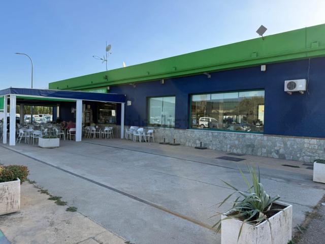 Local Comercial en venta en La Gloria, La Axarquía