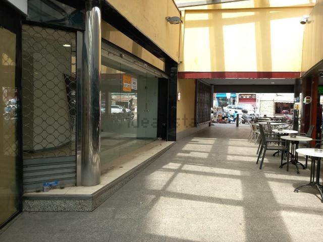 Local Comercial en venta en Sant Martí, Vallès Occidental