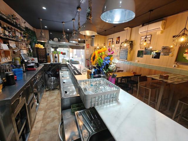 Local Comercial en alquiler en Banús, Vallès Occidental
