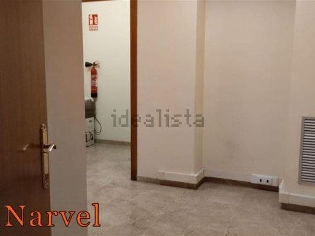 Local Comercial en alquiler en Sant Martí, Cerdanyola Del Vallès