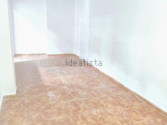 Local Comercial en alquiler en Chozas De Canales, Castilla-La Mancha