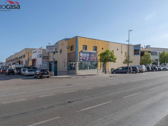 Nave en venta en Churriana De La Vega