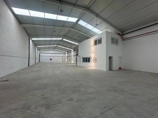 Nave en alquiler en Málaga, Churriana