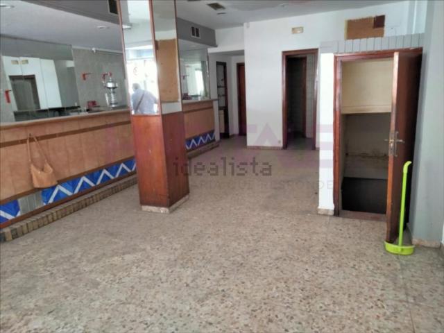 Local Comercial en venta en Delicias, Zaragoza