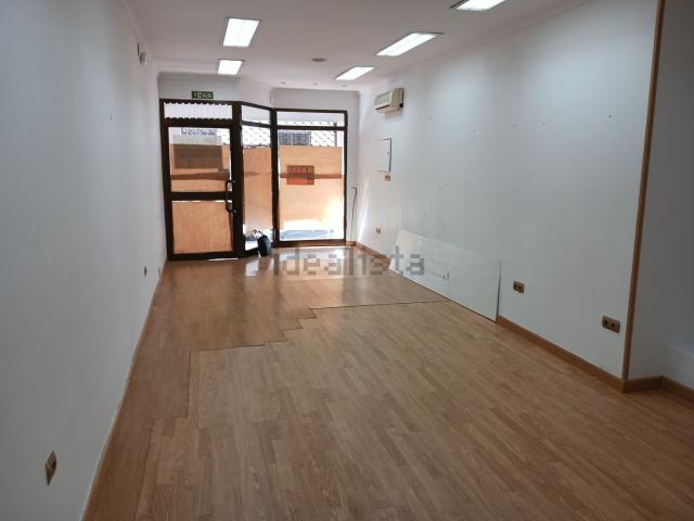 Local Comercial en venta en Los Ángeles, Ciudad Real