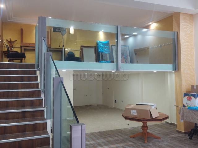 Local commercial vente à Anfa, Gharb-Chrarda-Beni Hssen