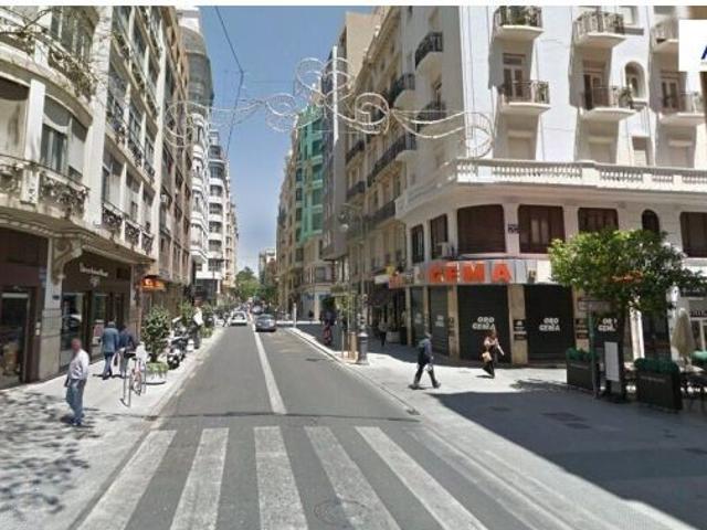 Local Comercial en alquiler en Sant Francesc, València