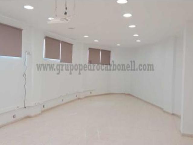 Local Comercial en alquiler en Crevillent, Alacant / Alicante