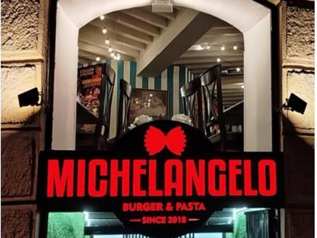 Local Comercial en alquiler en Centro - Sagrario, Granada