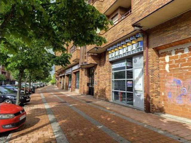 Local Comercial en alquiler en Las Navas del Marqués, Ávila