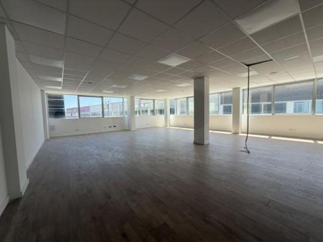 Local Comercial en alquiler en Polígon Neoparc, Lleida
