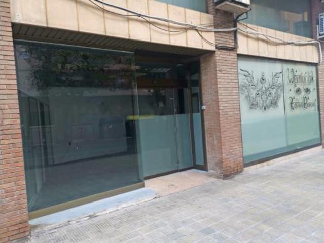 Local Comercial en alquiler en Universitat, Lleida