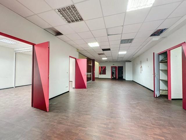 Local Commercial vente à Nice