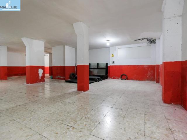 Local Comercial en venta en Granada, Carretera de la Sierra