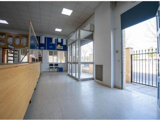 Local Comercial en venta en Alcalá Del Río, Andalucía