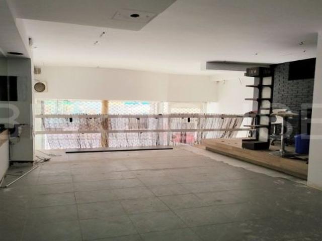 Local Comercial en alquiler en Centre, Barcelonès