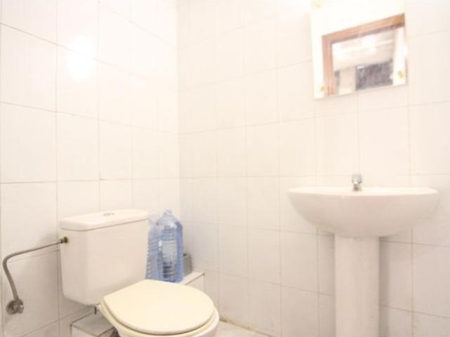 Local Comercial en alquiler en Olesa De Montserrat, Barcelona