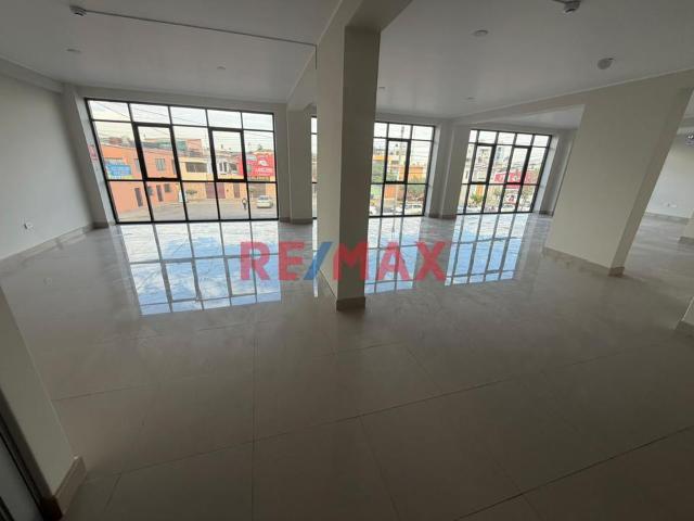 Local Comercial alquiler en Urbanización Santa Catalina, José Luis Bustamante y Rivero