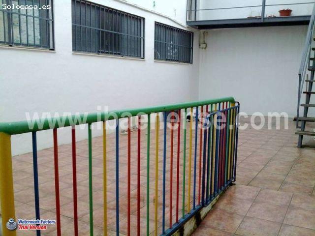 Local Comercial en alquiler en Baena