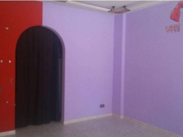 Local Comercial en alquiler en Baena