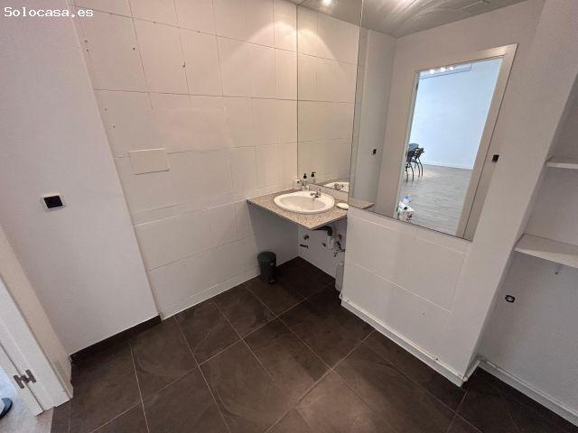 Local Comercial en alquiler en O Berbés, Vigo