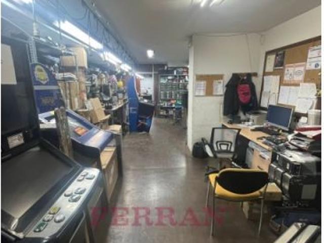 Local Comercial en venta en la Dreta de l'Eixample, Barcelona