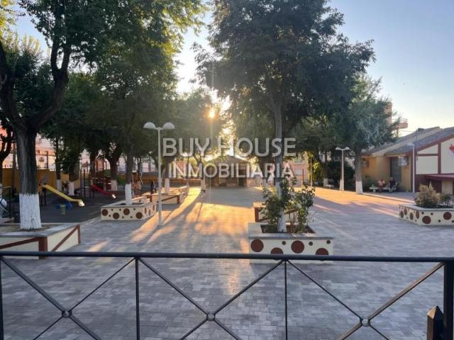 Local Comercial en alquiler en Alameda De La Sagra