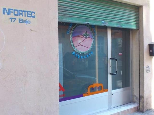 Local Comercial en alquiler en Industria, Albacete