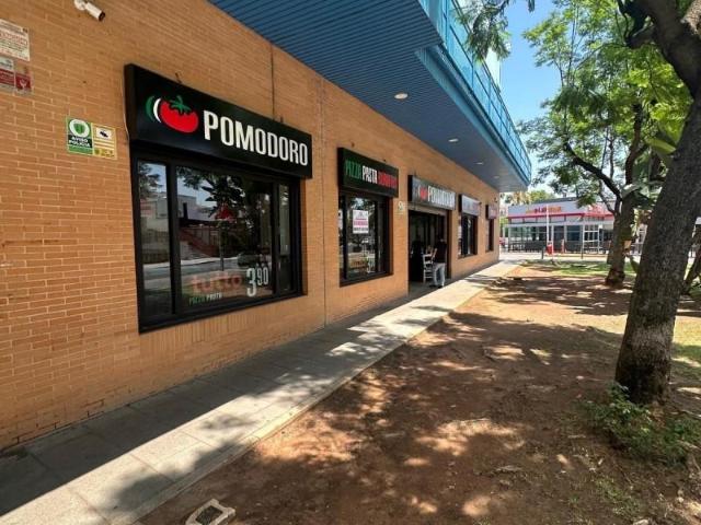 Local Comercial en alquiler en Alcalá De Guadaíra