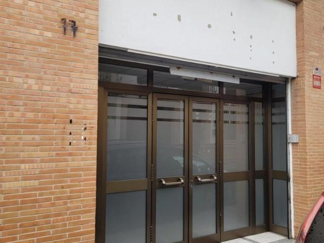 Local Comercial en alquiler en Alcalá De Guadaíra